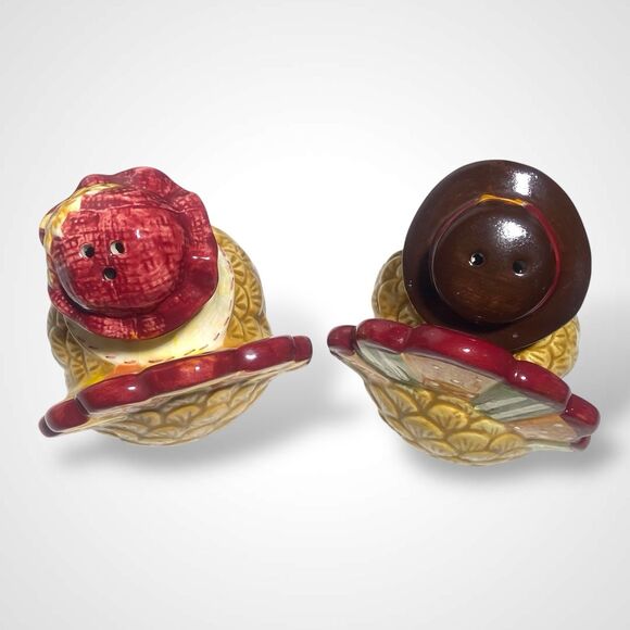 Vintage Turkey Salt and Pepper Shakers Thanksgiving Fall Decor Ceramic Pair - Picture 9 of 9